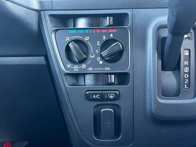 ダイハツ ハイゼットカーゴ