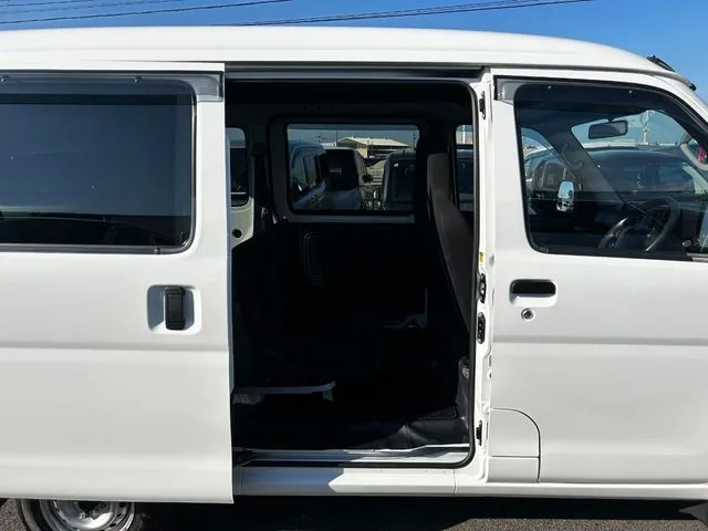 ダイハツ ハイゼットカーゴ