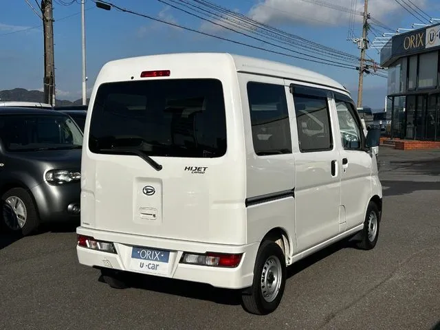 ダイハツ ハイゼットカーゴ