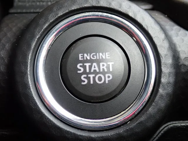 クロスビー 4WD(スズキ)の車両写真