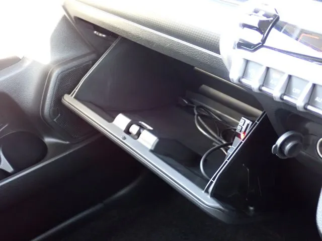 クロスビー 4WD(スズキ)の車両写真