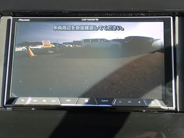 クロスビー 4WD(スズキ)の車両写真