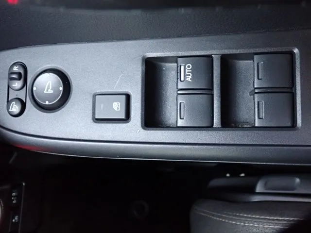 N-WGN カスタム(ホンダ)の車両写真