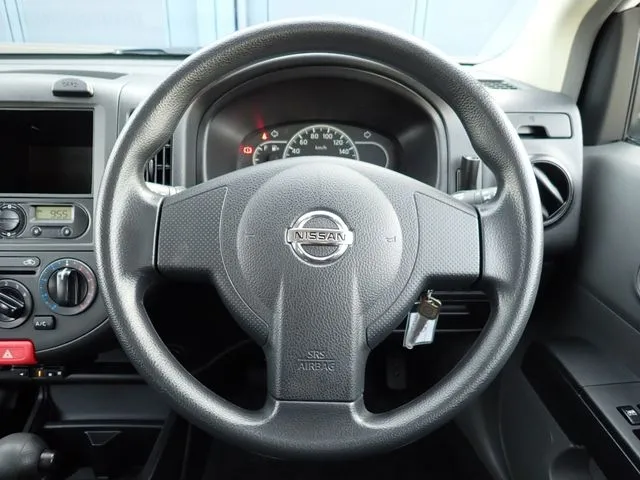 AD(ニッサン)の車両写真