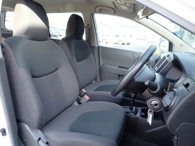 AD(ニッサン)の車両写真