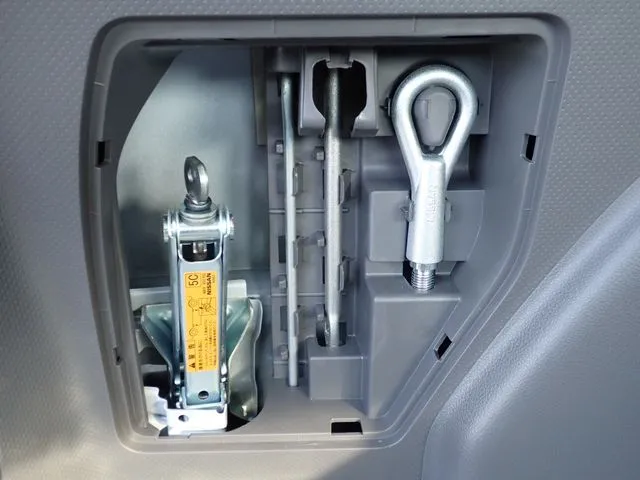 AD(ニッサン)の車両写真