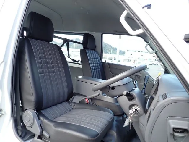 ボンゴバン 1.15t 2WD(マツダ)の車両写真