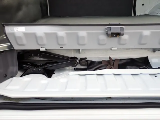 ボンゴバン 1.15t 2WD(マツダ)の車両写真