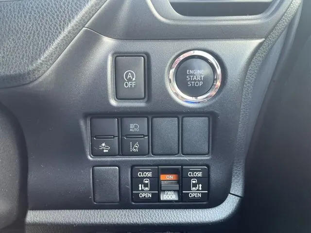 ノア（トヨタ）の車両写真