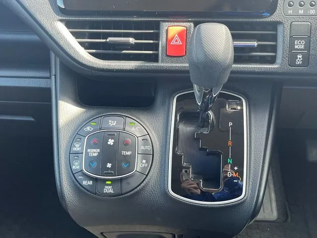 ノア（トヨタ）の車両写真