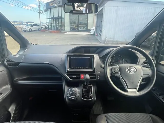 ノア（トヨタ）の車両写真