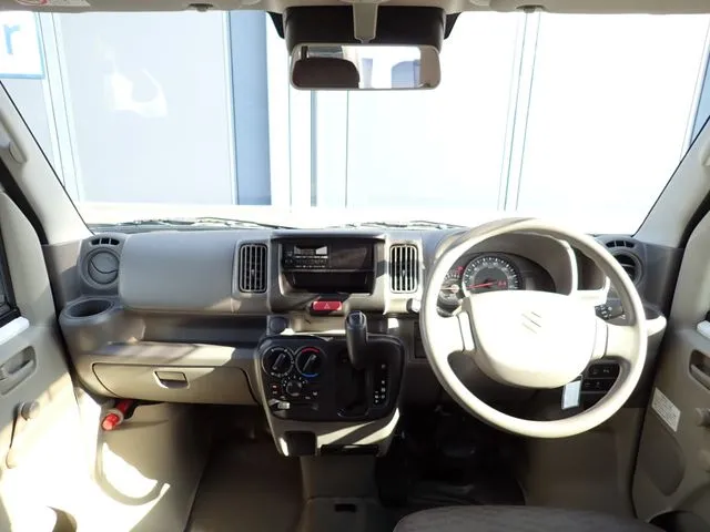 エブリイバン（スズキ）の車両写真