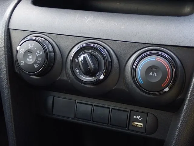 ヤリスクロス（トヨタ）の車両写真