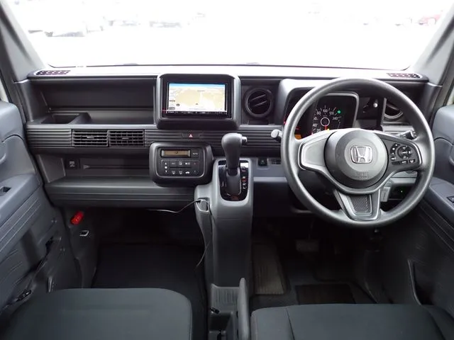 N-VAN 4WD(ホンダ)の車両写真