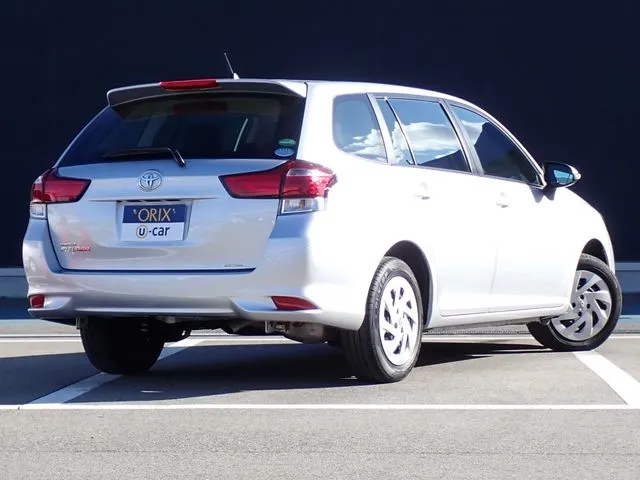 カローラフィールダー（トヨタ）の車両写真