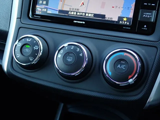 カローラフィールダー（トヨタ）の車両写真