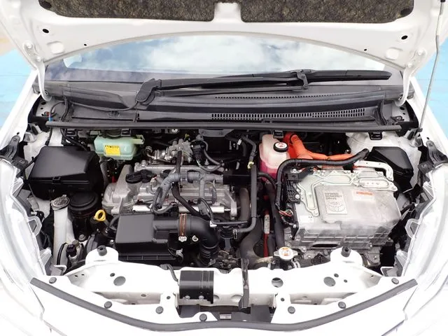 ヴィッツ　ハイブリッド（トヨタ）の車両写真