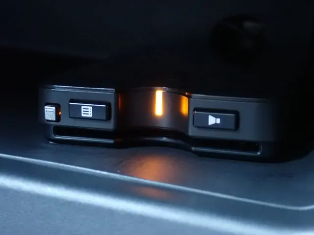 N BOX カスタム(ホンダ)の車両写真