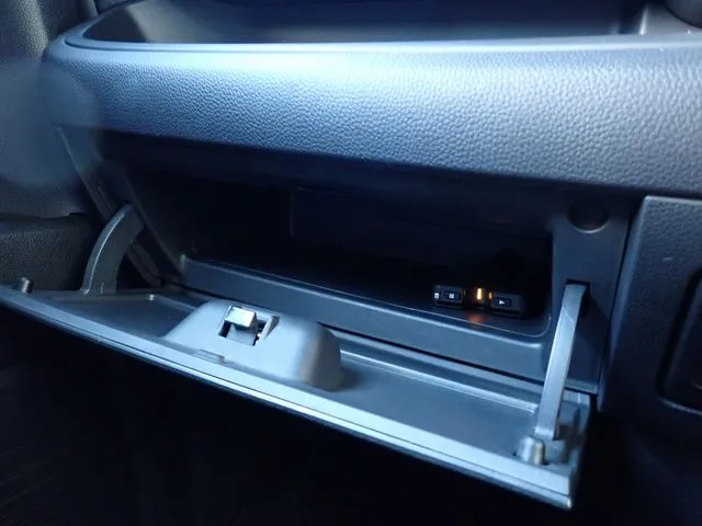 N BOX カスタム(ホンダ)の車両写真