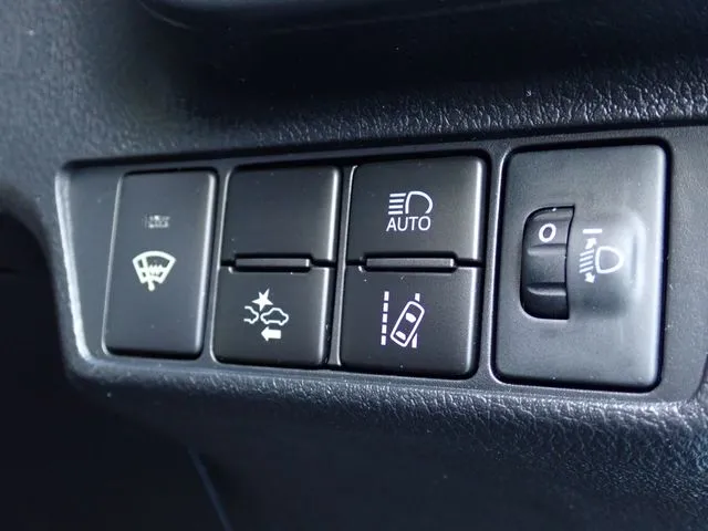 カローラフィールダー　４ＷＤ（トヨタ）の車両写真