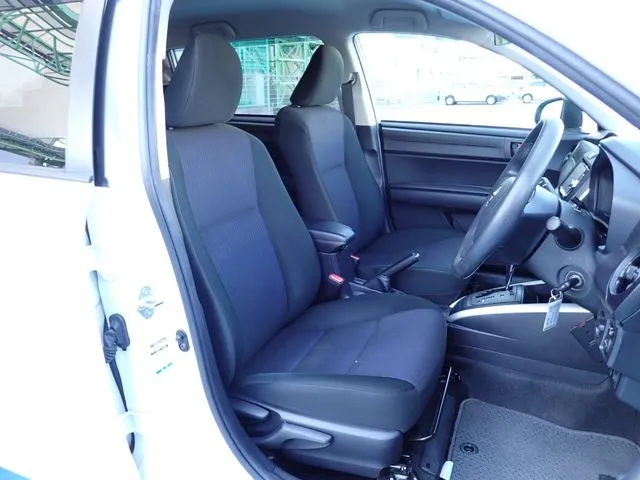 カローラフィールダー　４ＷＤ（トヨタ）の車両写真