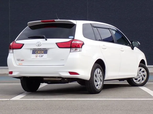 カローラフィールダー　４ＷＤ（トヨタ）の車両写真