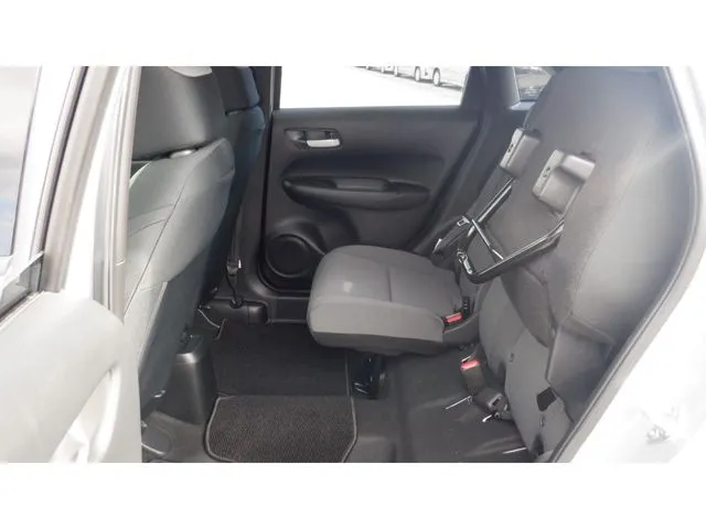 ホンダ　フィット　ｅ：ＨＥＶ