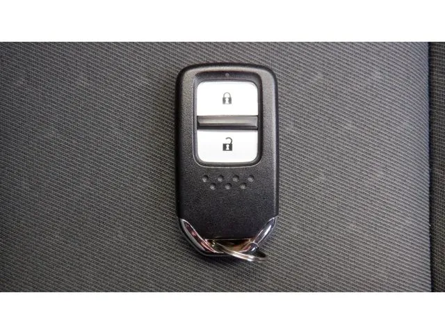 ホンダ　フィット　ｅ：ＨＥＶ