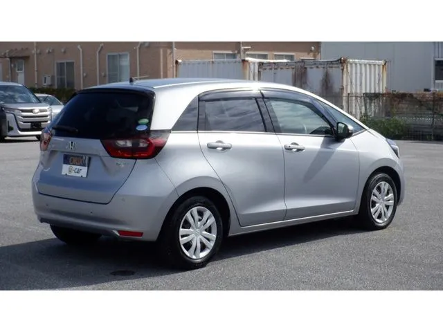 ホンダ　フィット　ｅ：ＨＥＶ