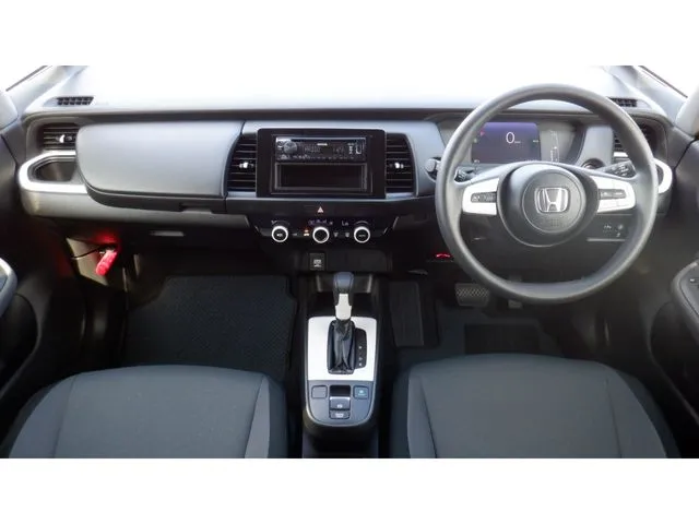 ホンダ フィット e:HEV