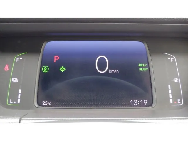 ホンダ フィット e:HEV