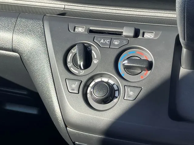 ニッサン デイズ 4WD