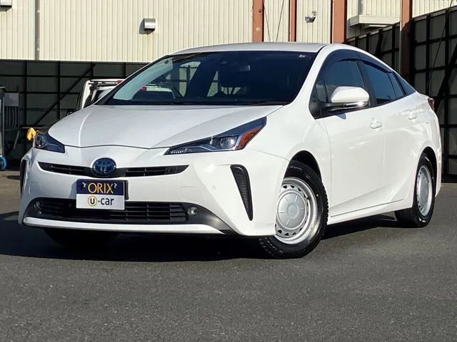 トヨタ プリウス 4WD