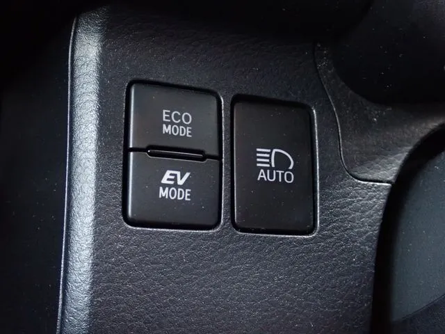 プロボックスバン　ハイブリッド（トヨタ）の車両写真