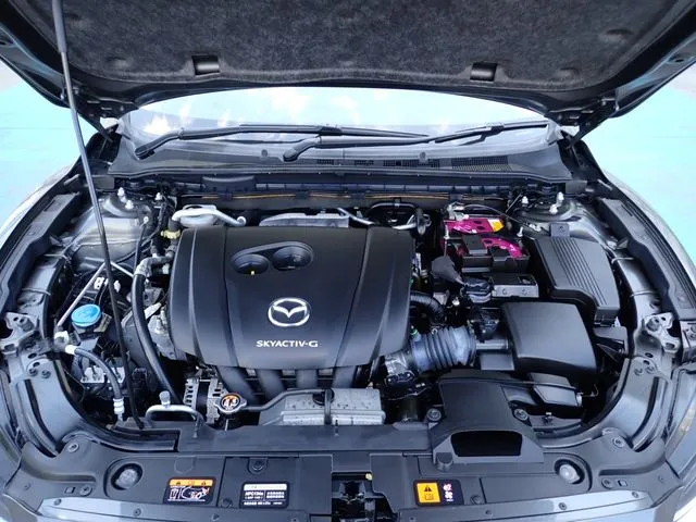 ＭＡＺＤＡ６　セダン（マツダ）の車両写真