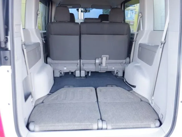 ステップワゴン（ホンダ）の車両写真