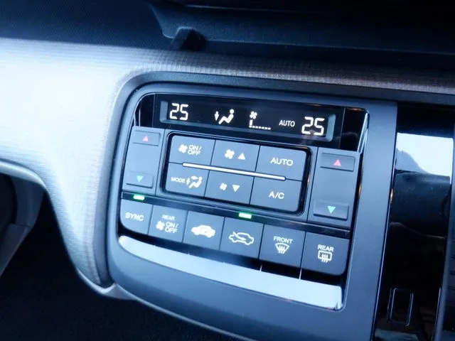 ステップワゴン（ホンダ）の車両写真