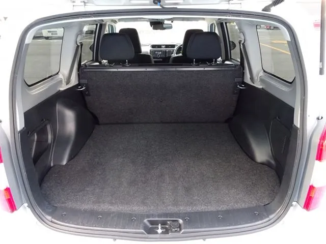 プロボックスバン　２ＷＤ（トヨタ）の車両写真