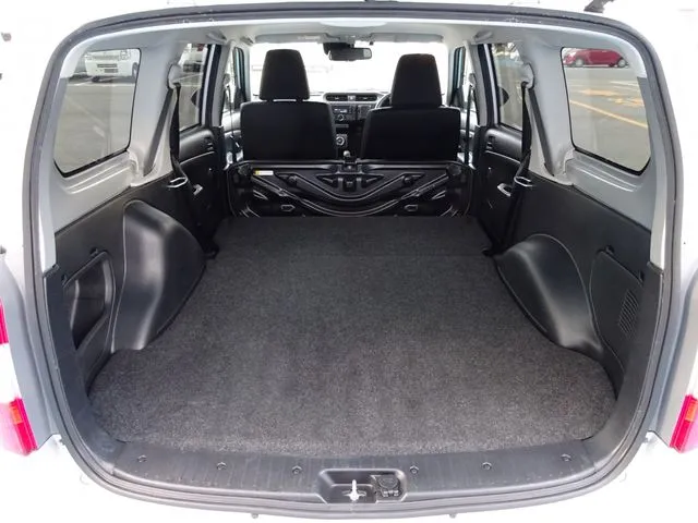 プロボックスバン　２ＷＤ（トヨタ）の車両写真