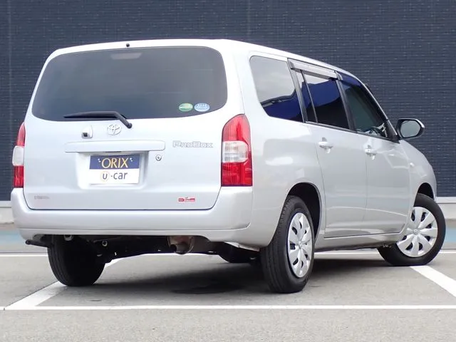 プロボックスバン　２ＷＤ（トヨタ）の車両写真