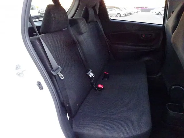 ヴィッツ（トヨタ）の車両写真