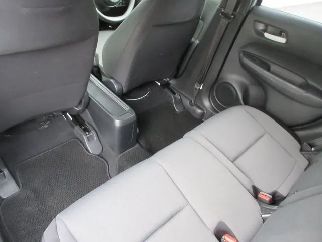 フィット e:HEV 4WD(ホンダ)の車両写真