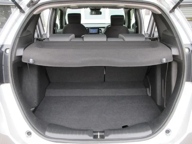 フィット e:HEV 4WD(ホンダ)の車両写真