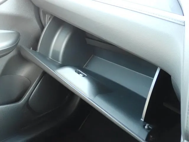 シャトル ハイブリッド(ホンダ)の車両写真