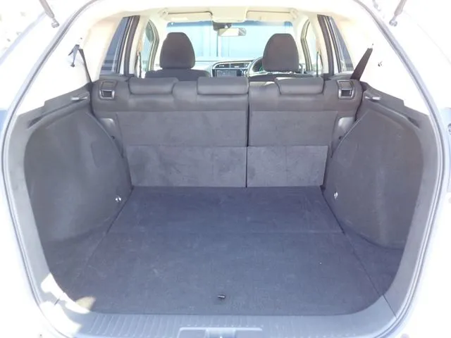 シャトル ハイブリッド(ホンダ)の車両写真