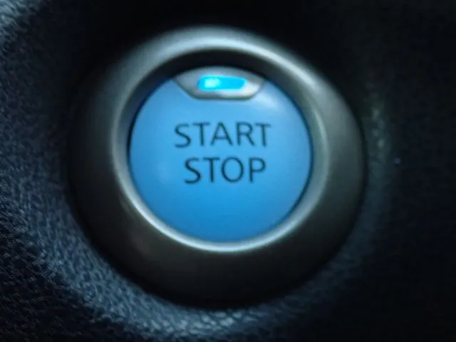 ニッサン　ノート