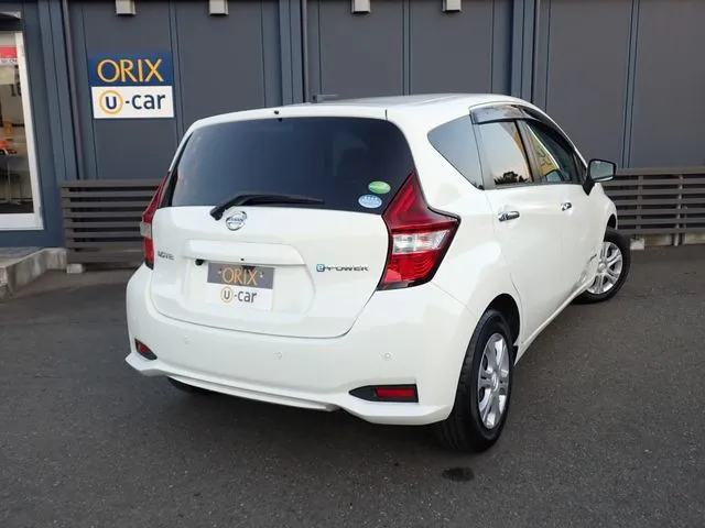 ニッサン　ノート