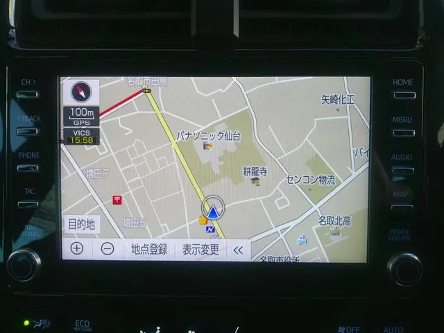 トヨタ　プリウス　４ＷＤ