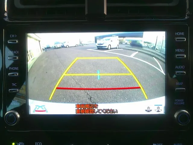 トヨタ　プリウス　４ＷＤ