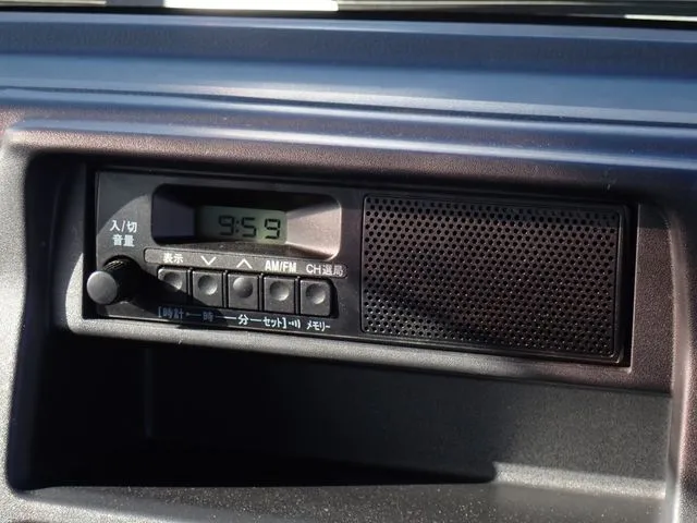 ニッサン NT100クリッパー 4WD